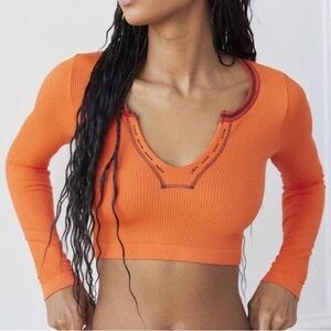Rare‎ color urban outfitters XS orange long sleeve top